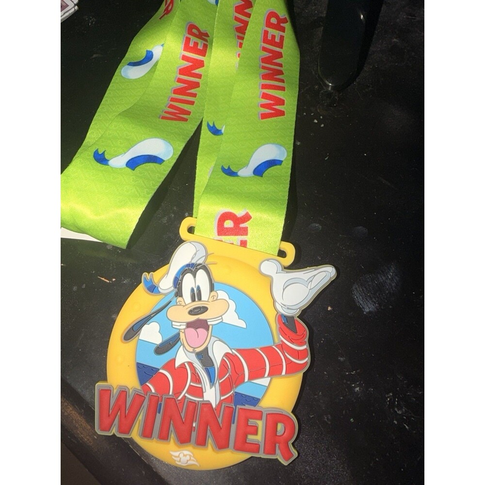 Disney Cruise Line WINNER Medal Lanyard Goofy Rubber PVC Medallion Ribbon